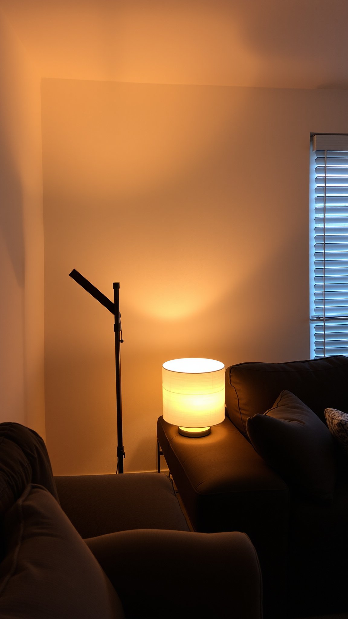 10 adjustable lighting 10. Adjustable Lighting